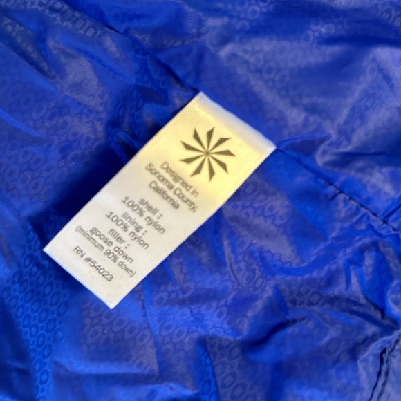 Athleta Royal Capri Blue Goose down Puffer Vest w/full front zipper Sz-S. Y12 - Picture 10 of 12